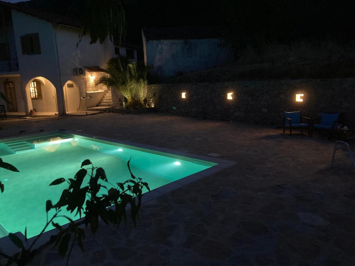 Spiti Koryfi Villa Pera Melana Екстериор снимка